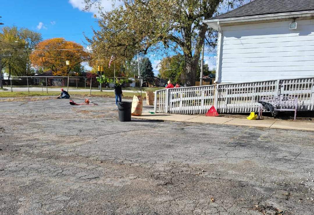 Community service team